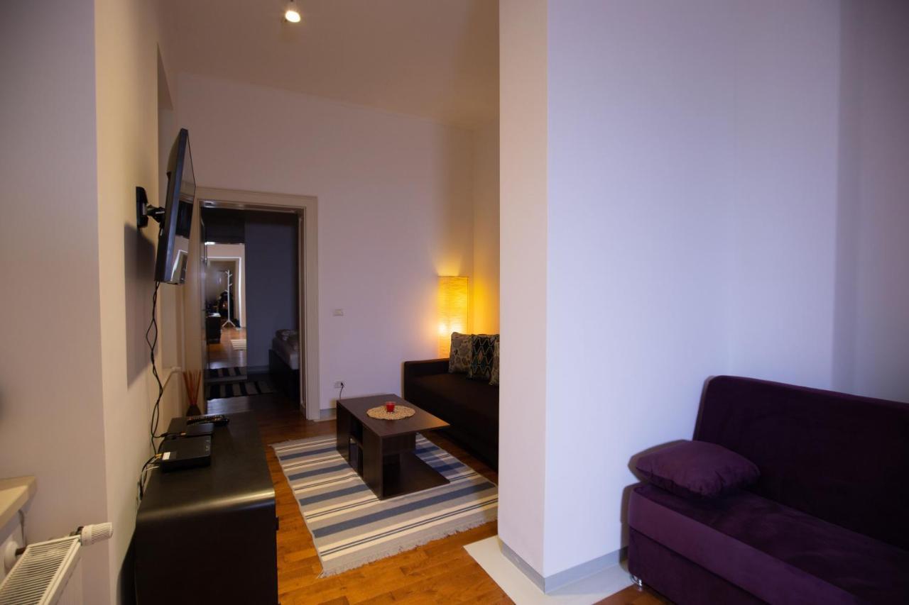 טימישוארה Alessia Apartment In The Old Town מראה חיצוני תמונה